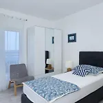Zamalin Seaview Apartment
