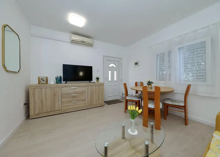 Zamalin Seaview Lejlighed Tribalj